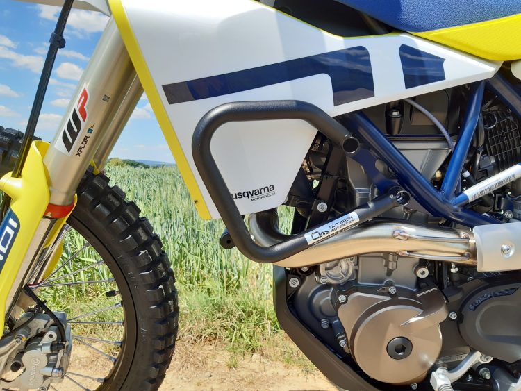 Husqvarna 701 Enduro – Barre Paracarena