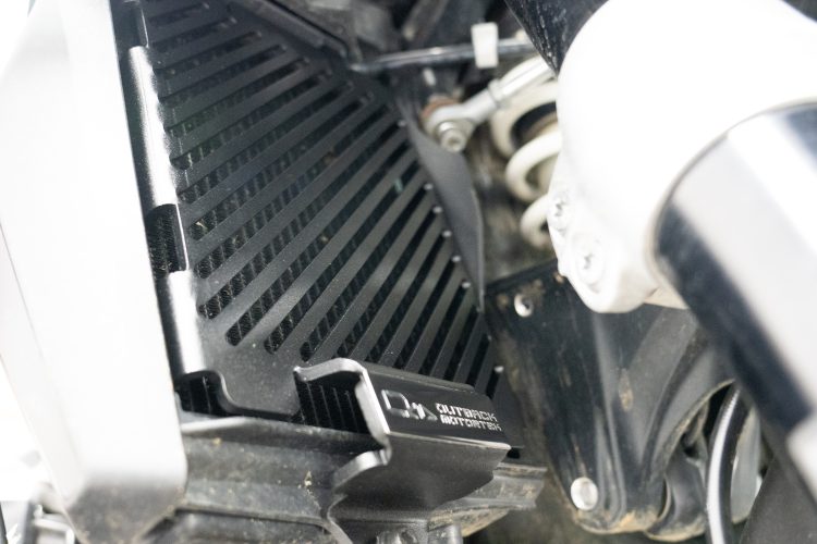 BMW R 1300 GS / GSA – Cubre Radiadores - Imagen 3